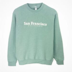 Women’s San Francisco, California Embroidered Green Crewneck Sweatshirt Size XS